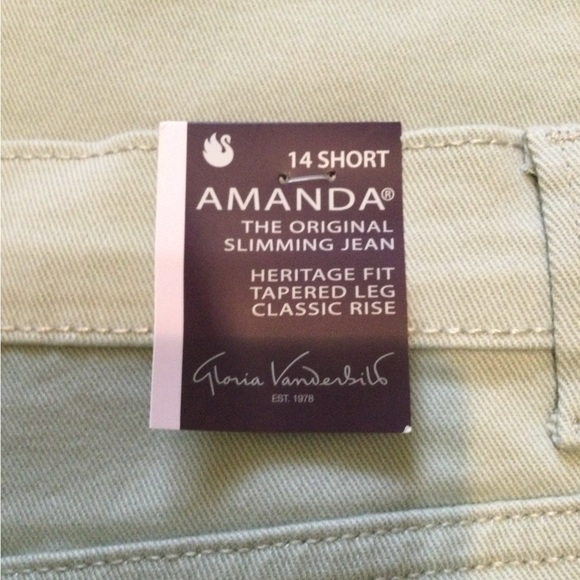 New Gloria Vanderbilt
Amanda Jeans Size 14 Short light sage green - Picture 5 of 7